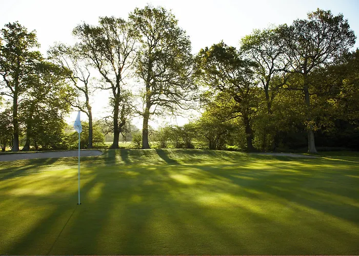 Lingfield Park Marriott Hotel & Country Club